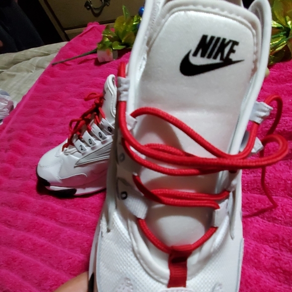 shoes - Picture 6 of 6